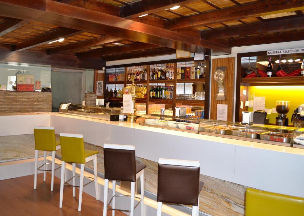 Hostal El Vegano Utiel Zewnętrze zdjęcie